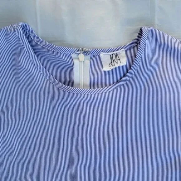 DRA Anthropologie Blue and White Striped Ruffled Tiered Bell Sleeves Top Size S - Picture 5 of 6